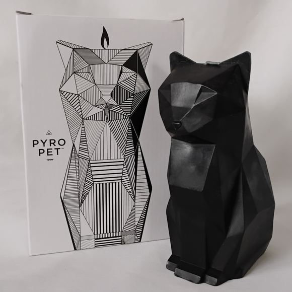 PyroPet Kisa Geometric Unscented Black Cat Candle with Metal Skeleton Halloween - Picture 1 of 16